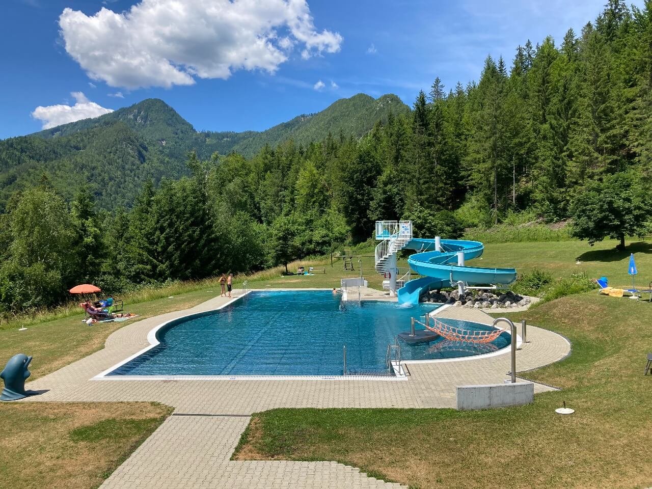 Featured image for “Erlebnisfreibad Bad Eisenkappel 🏊♂️”